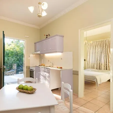 Διαμέρισμα Anthoussa 4beds Family *
